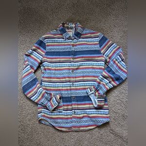 Levi's Pattern Button-Down Shirt 🌻